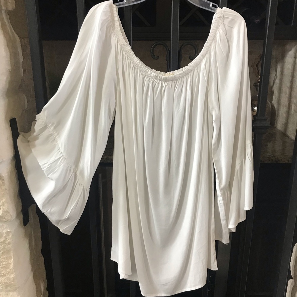 Off-shoulder white top